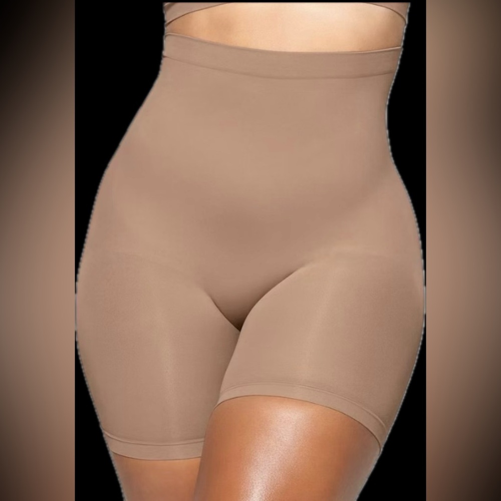 SKIMS seamless sculpt mid thigh shorts
